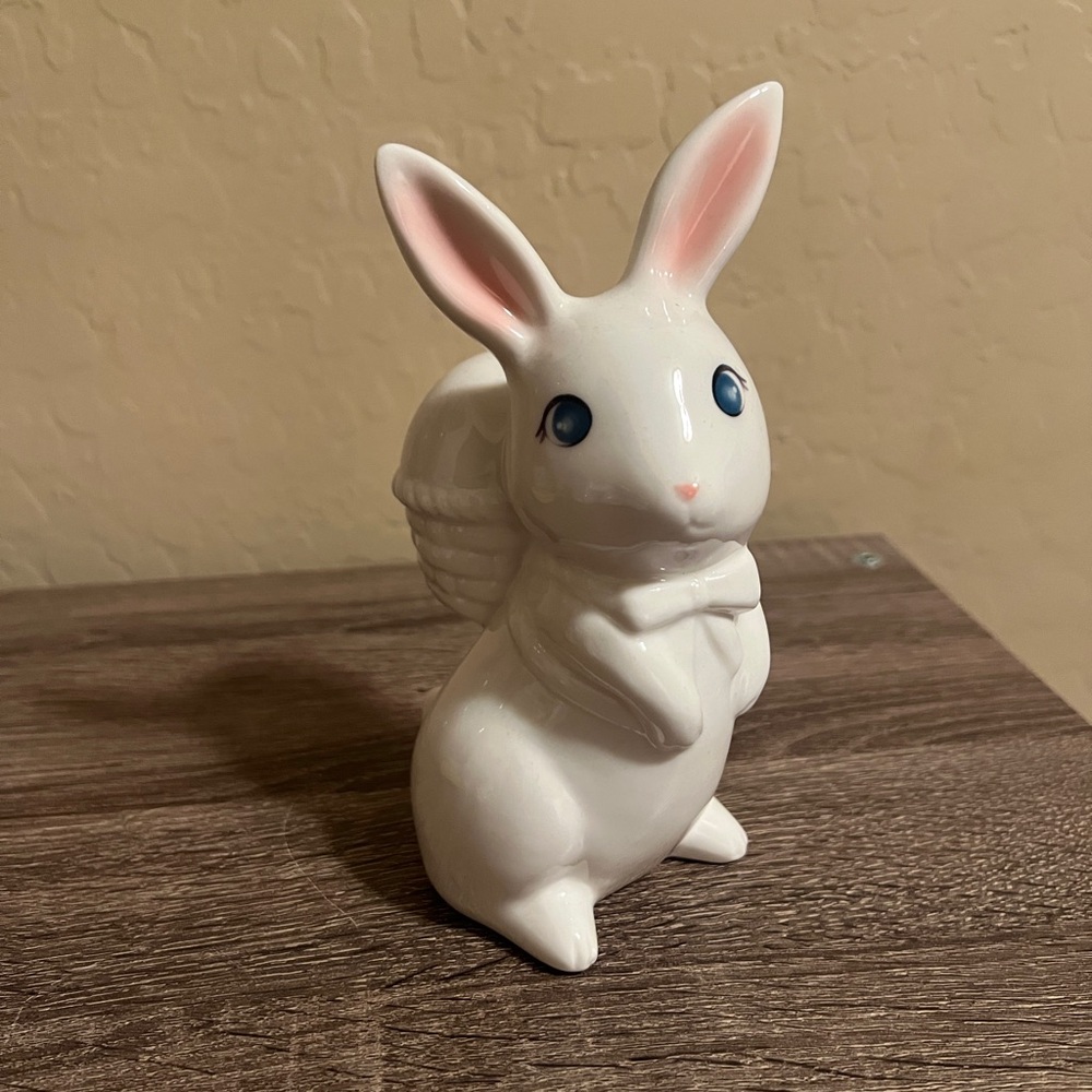 Target Spritz Ceramic Bunny Rabbit Easter Egg Basket White NWT